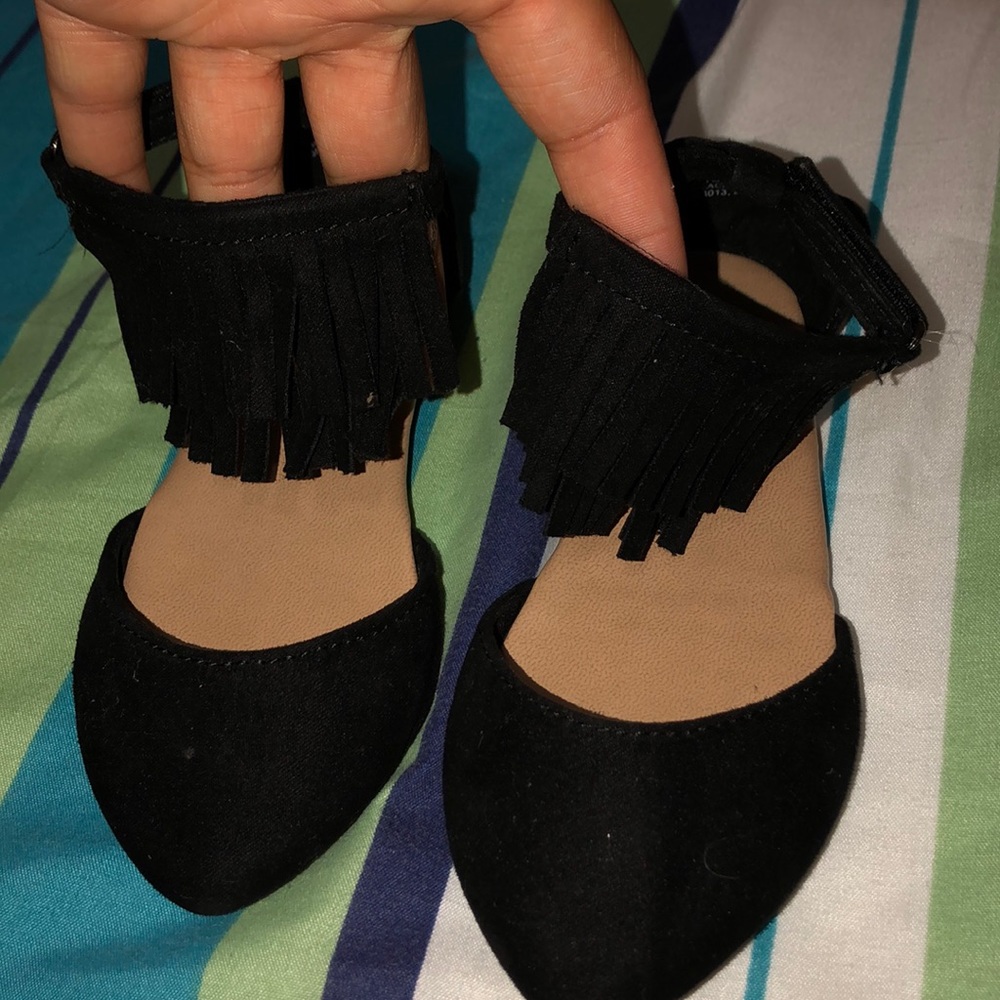 Toddler stylish pointy flats - size 6